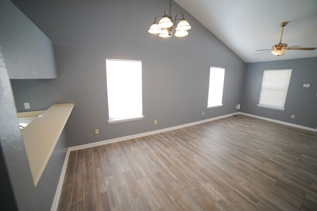 Foto del edificio - 6315 S Placid Pl