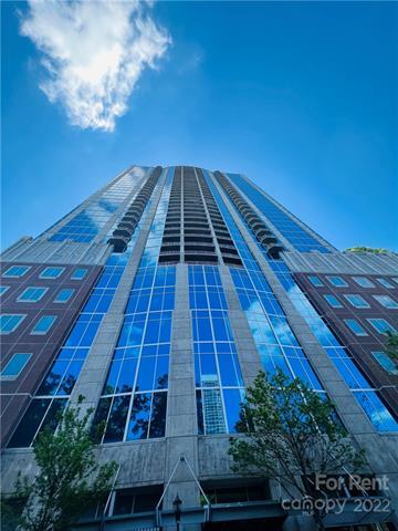 Foto principal - 210 N Church St
