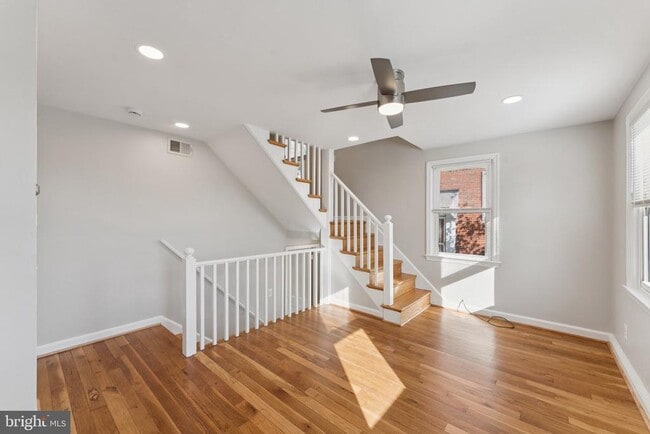 Foto del edificio - 3621 S Kemper Rd