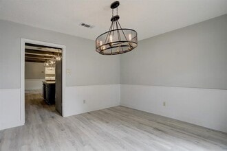 Building Photo - 1132 Fries Rd