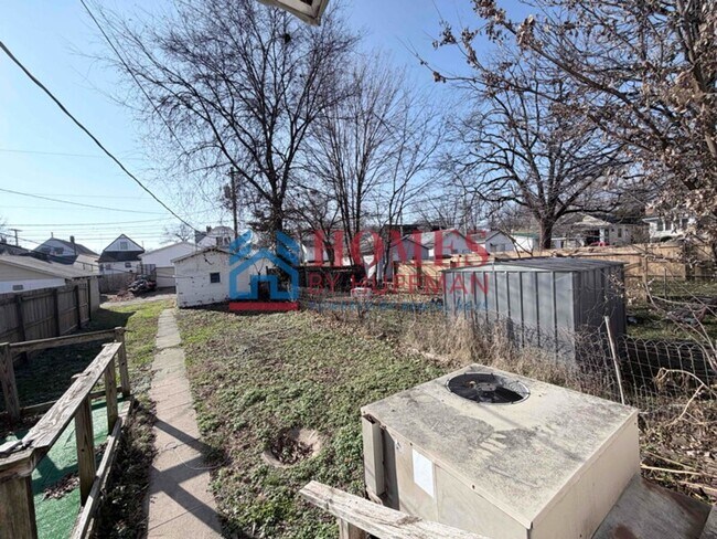 Building Photo - Three Bedroom House | Now Available