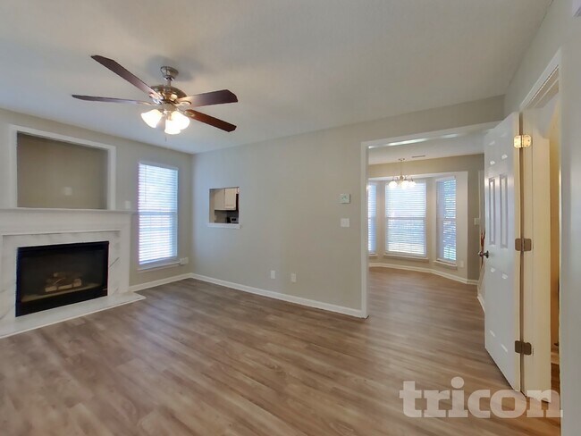 Foto del edificio - 5017 Gibbons Link Rd