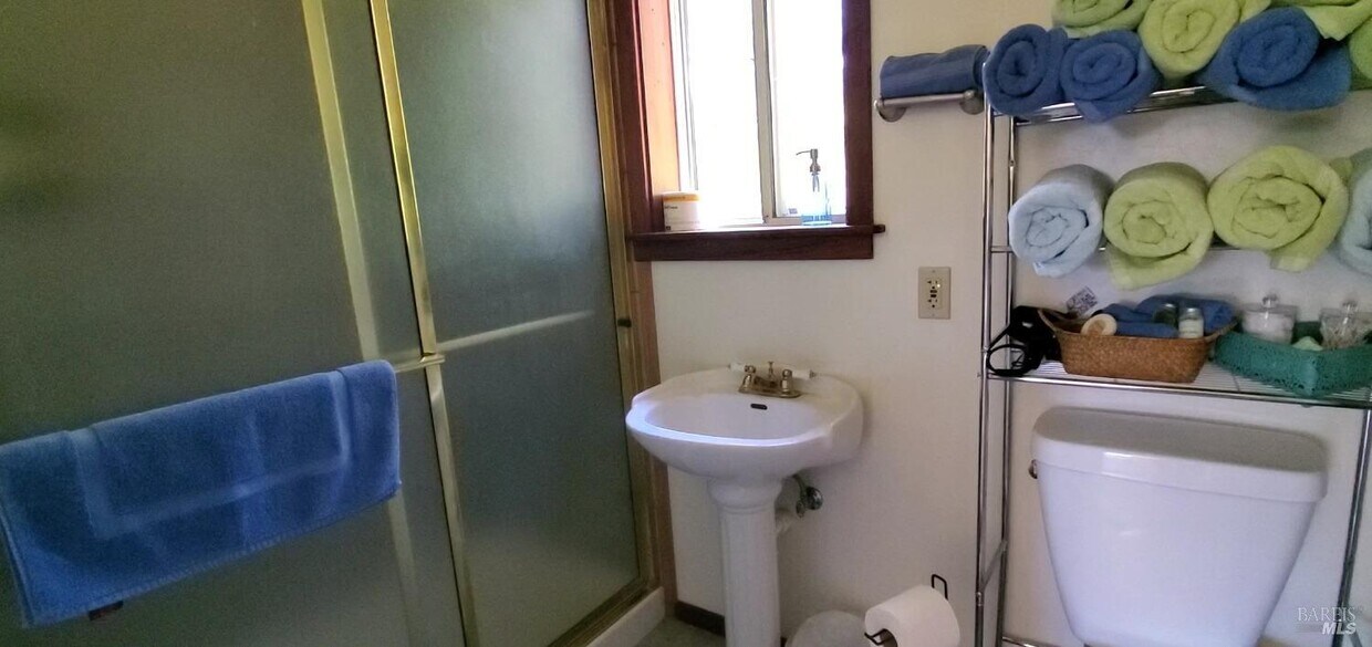 46001 Fish Rock Rd, Gualala, CA 95445 House Rental in Gualala, CA