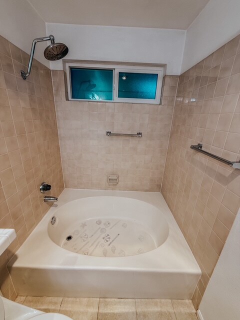 Foto del edificio - 911 N 163rd St