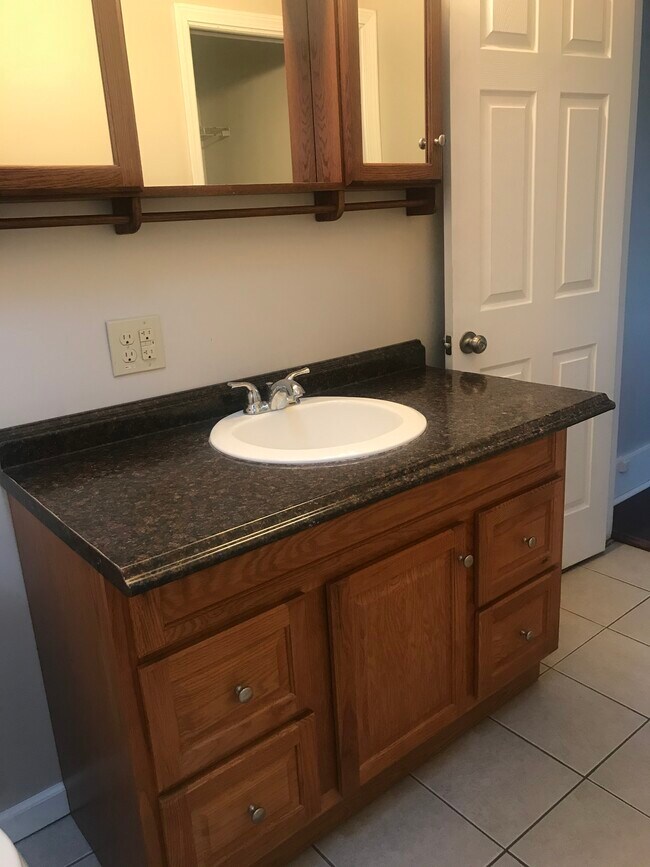 Foto del edificio - 2084 Stone St