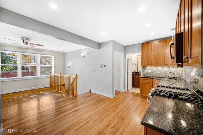 Foto del edificio - 3416 W Cullom Ave