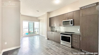 Building Photo - 4055 Parkside Village Dr
