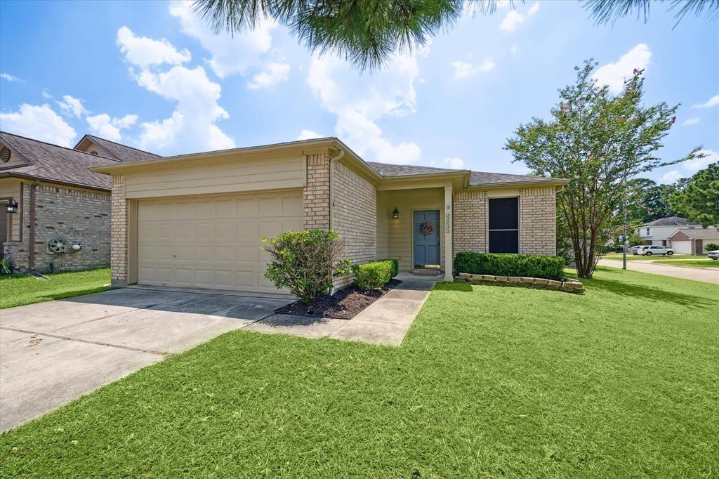 Foto principal - 22035 Holly Branch Dr