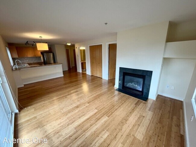 Building Photo - 1 br, 1 bath House - 225 NE 65th St #306