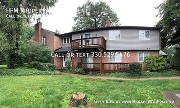 Building Photo - 408 W Maple St