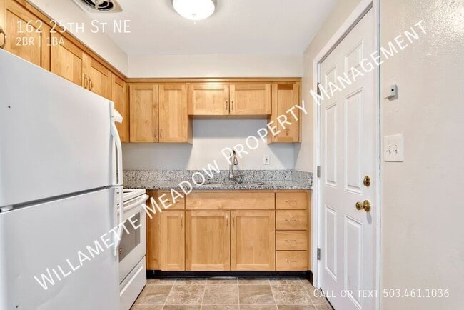 Foto del edificio - 162 25th St NE