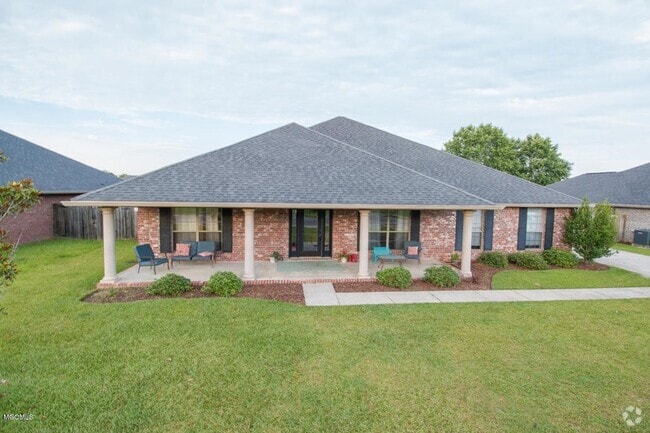 Building Photo - 17161 Excalibur Cir