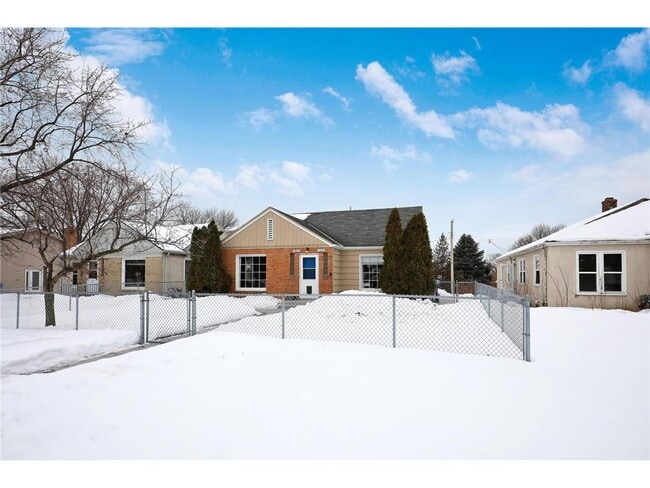Building Photo - 5830 Lyndale Ave S