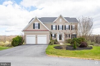 Building Photo - 54 Field Crest Ct