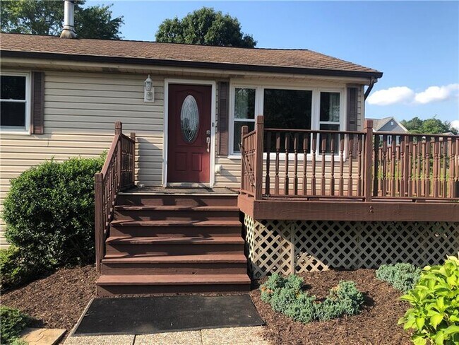 Foto del edificio - 4316 Glen Eden Rd