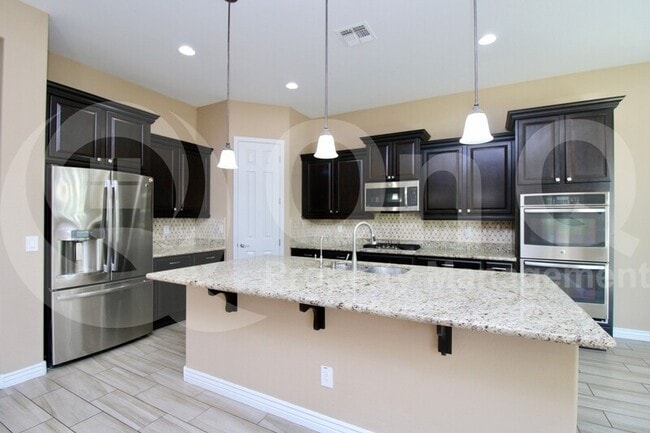 Foto del edificio - 7469 W Remuda Dr