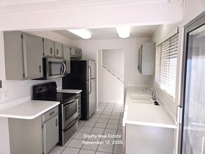 Building Photo - 1871 Monterey Dr