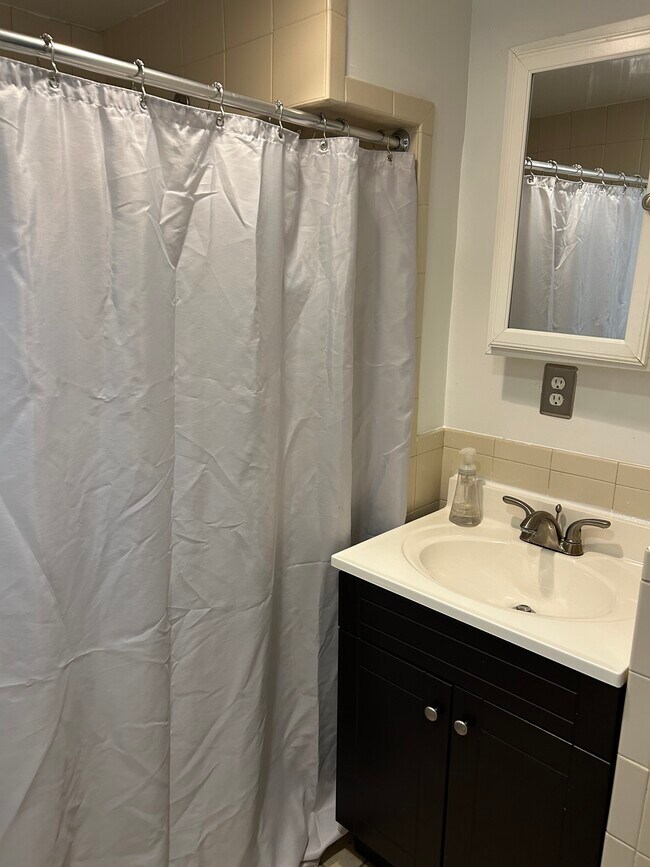 Foto del edificio - 3406 15th St NE