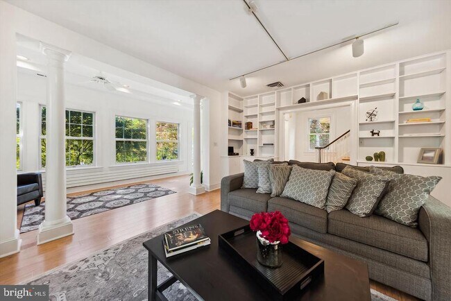 Foto del edificio - 3717 Legation St NW