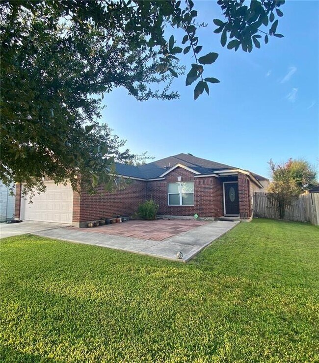 Building Photo - 671 Abundance Ln