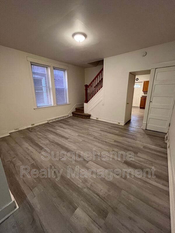 Building Photo - 1816 Boas St