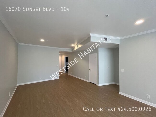 Building Photo - 16070 Sunset Blvd