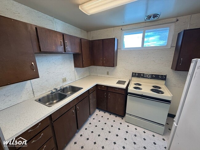 Foto del edificio - 216 S 49th St