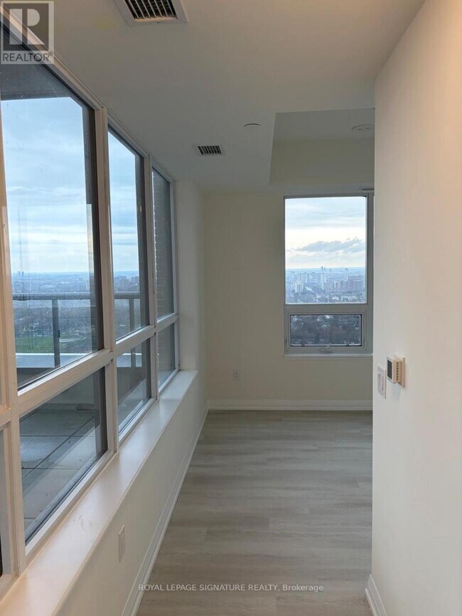 Building Photo - 3270 Sheppard Ave E