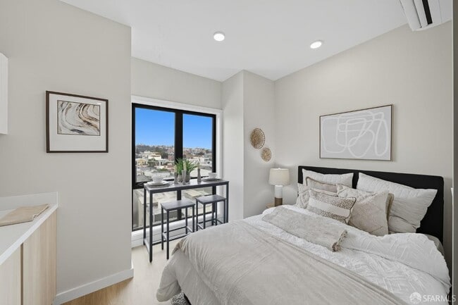 Foto del edificio - 811 Valencia St