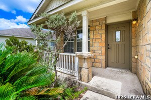 Building Photo - 8015 Ashwood Pointe
