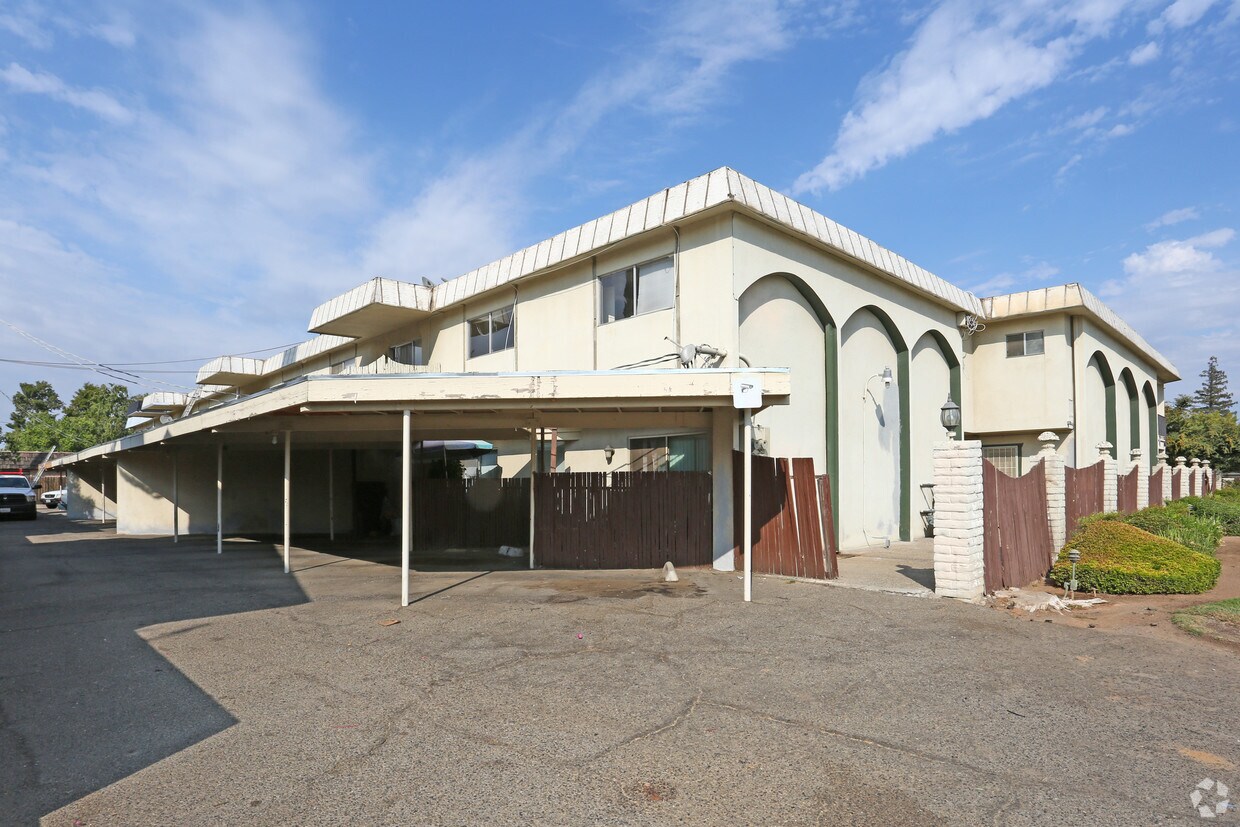 Foto del edificio - Maison De Ville Apartments