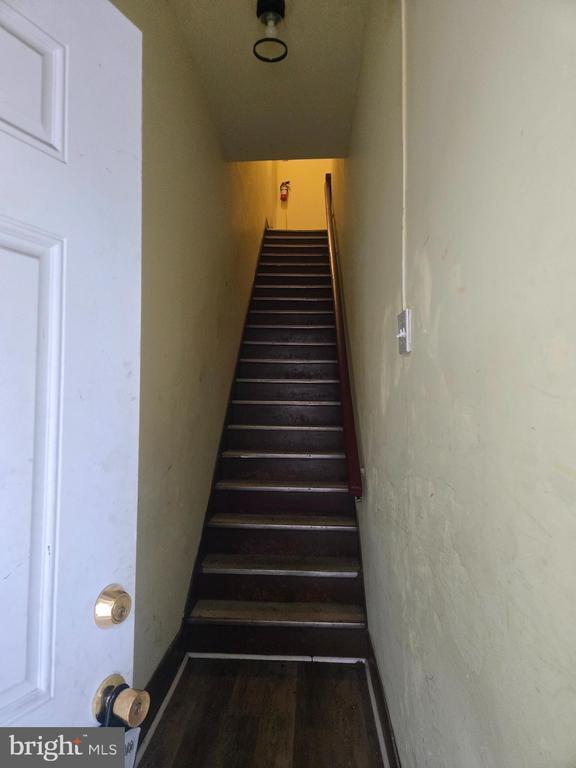 Primary Photo - 507 E Landis Ave
