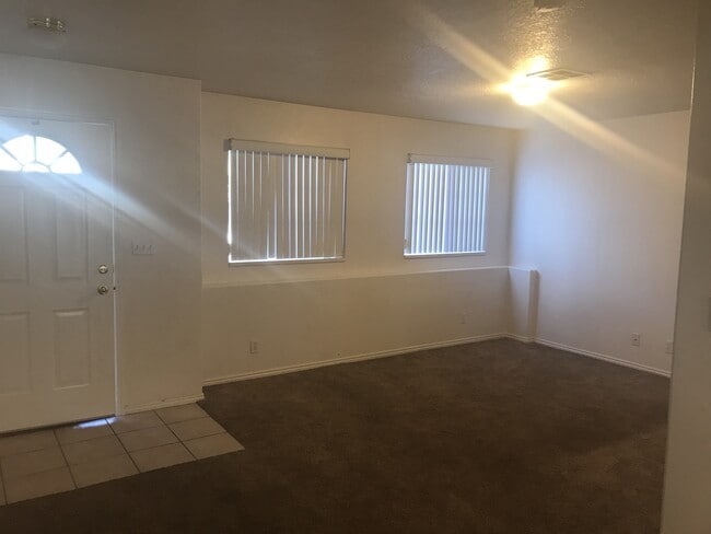 Foto del edificio - Dixie Downs Condo