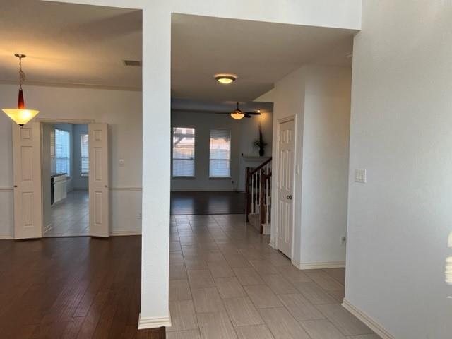 Building Photo - 1613 Clarke Springs Dr