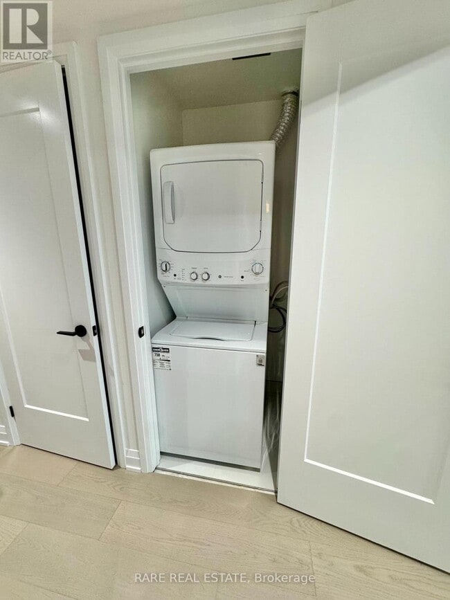 Building Photo - 505 Glencairn Ave