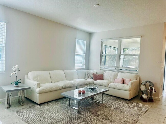 Foto del edificio - 10208 Spring Lake Dr