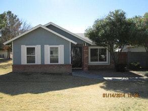 Building Photo - 5135 E Evergreen St