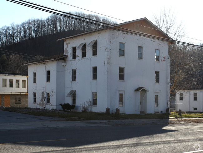 Building Photo - 2327 Bluefield Ave