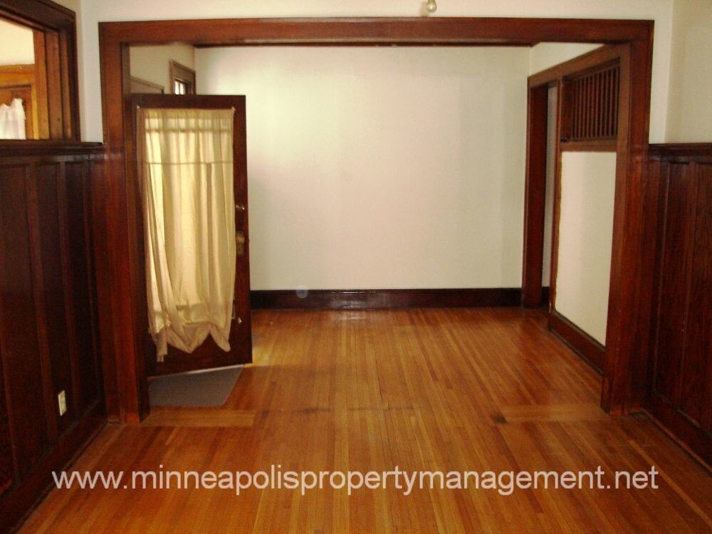 Primary Photo - 1612 Ashland Ave