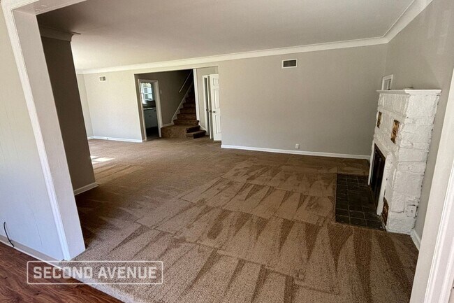 Building Photo - 521 S Calumet Ave