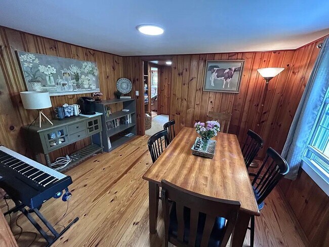Foto del edificio - 22 Redbud Ln