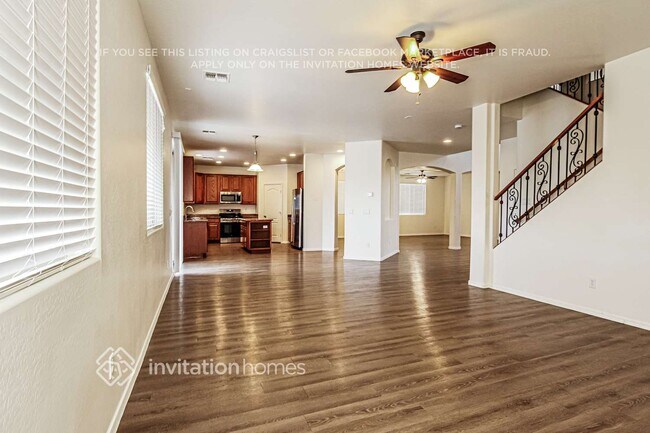 Foto del edificio - 385 S 172nd Dr