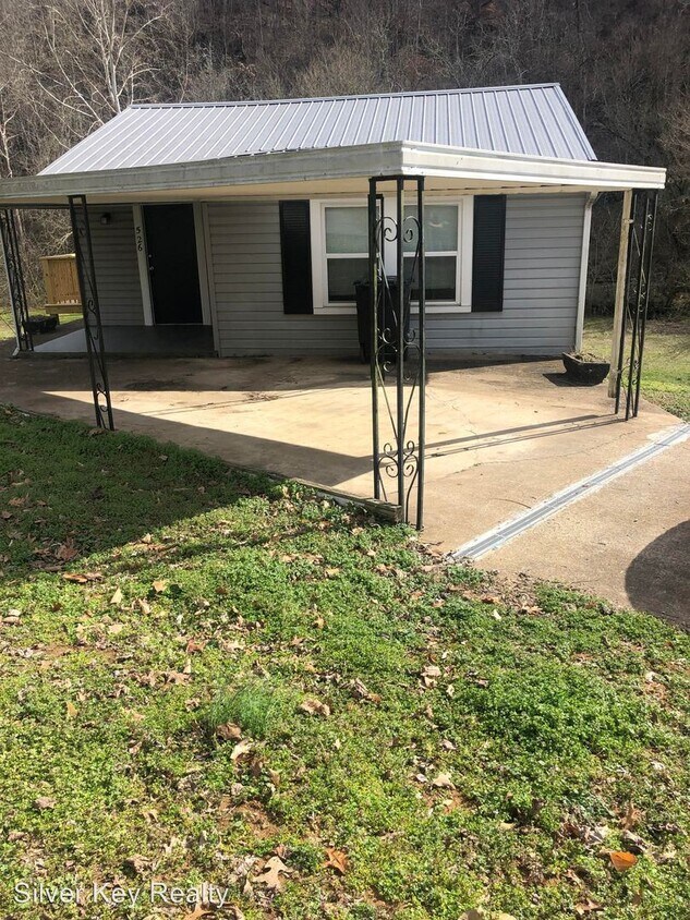 Primary Photo - 2 br, 1 bath House - 526 Sunset Drive