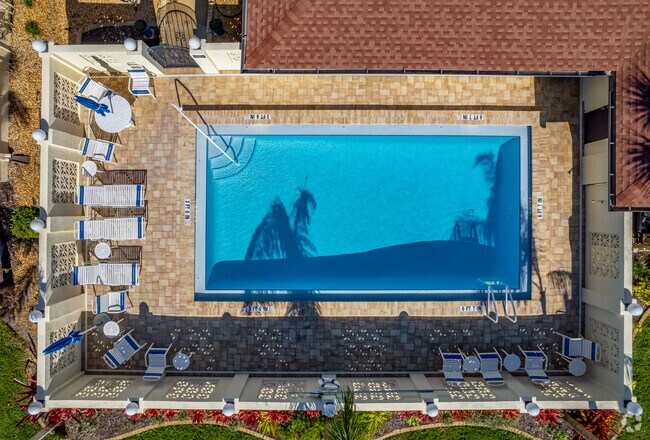 Piscina - Glenwood Manor