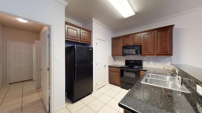 Building Photo - 177 Forest Dr