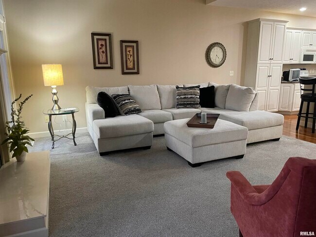 Foto del edificio - 305 Boulder Creek Dr