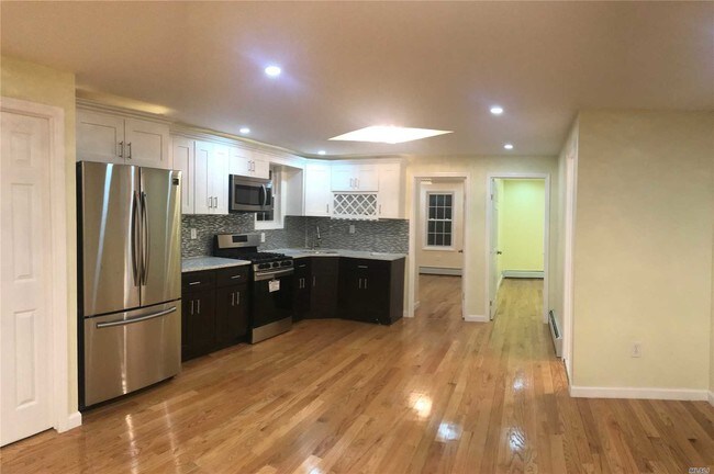 Foto del edificio - 107-32 124th St