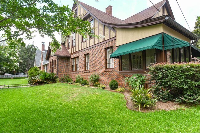 Foto del edificio - 1451 Watson St