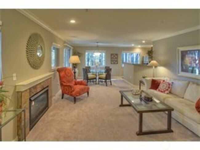 Foto del edificio - 3Bd/2Bd Issaquah Condo