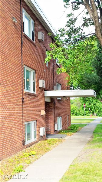 Building Photo - 315 2nd Ave S